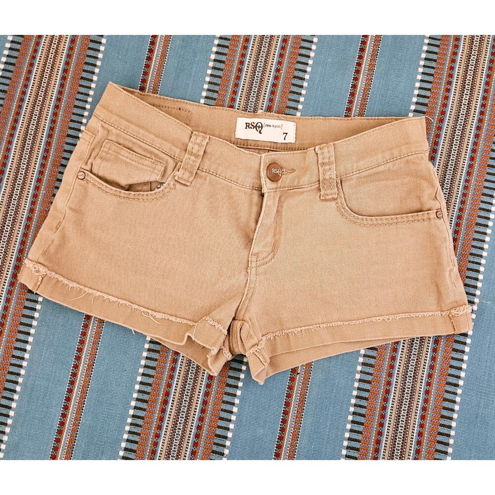RSQ Malibu Juniors Tan Denim Cuffed Jean Shorts Juniors Size 7 Bootie Shorts